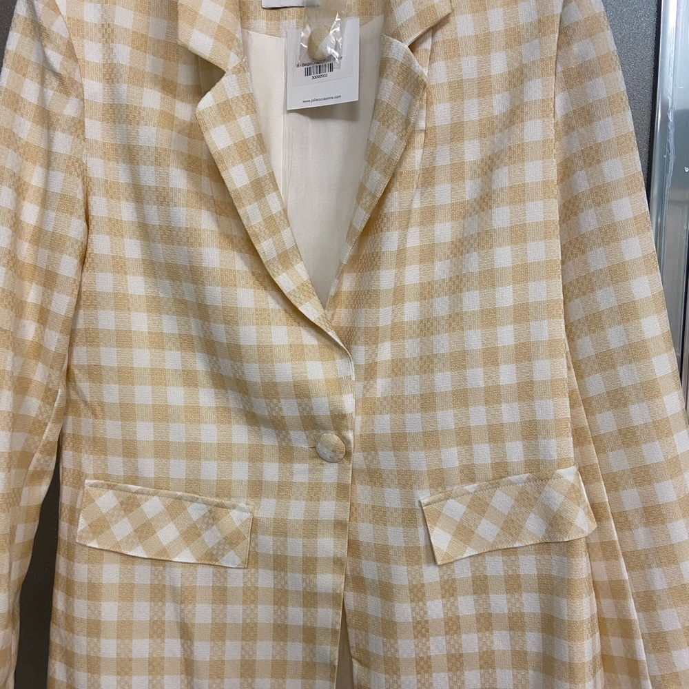 Lush Women's Yellow and white Checkered Blazer. Size Small.